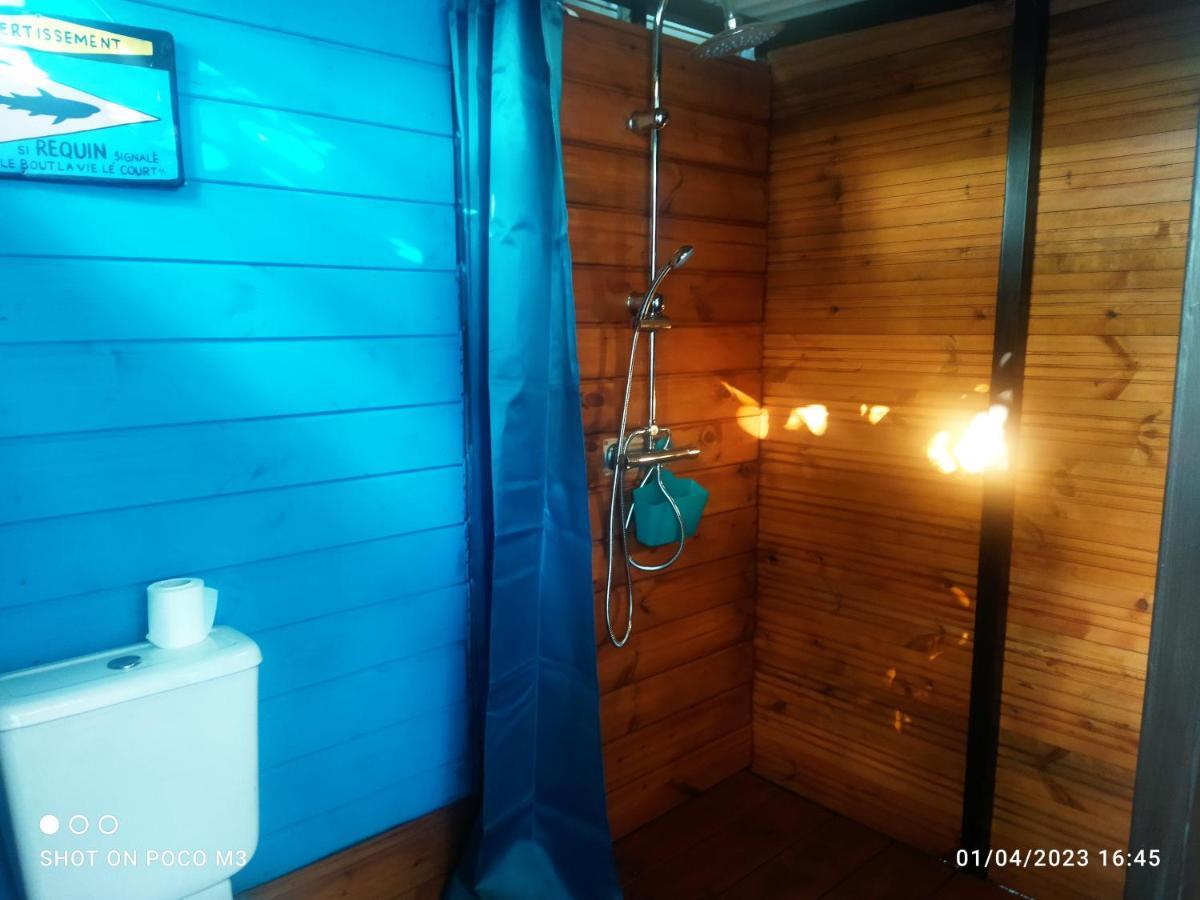 Bungalow Bleu L'Etang-Sale Luaran gambar